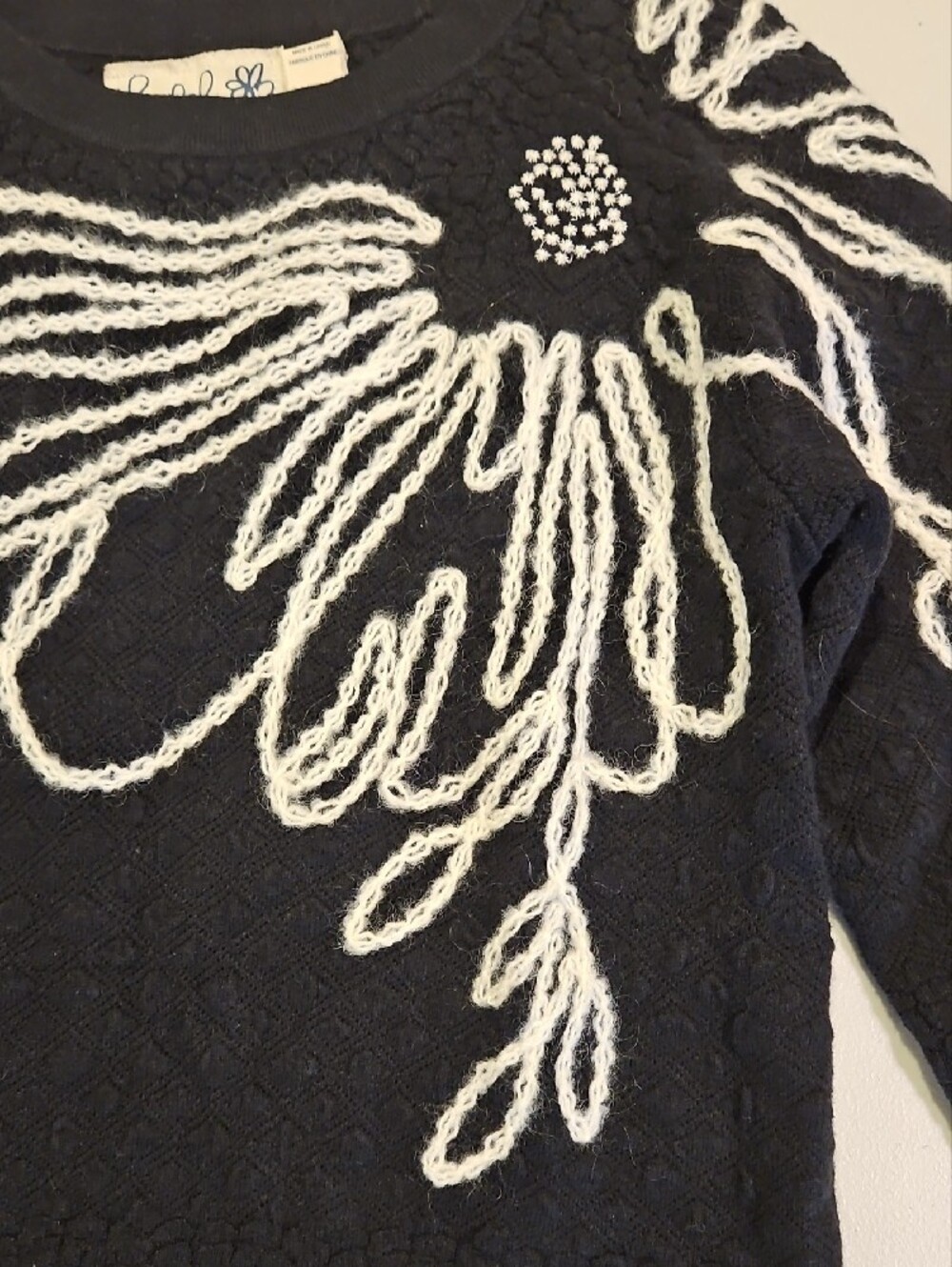 Women's Black Crewneck Stretchy Sweater with White Floral Stitching 0222